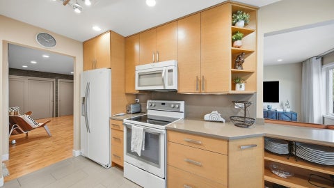 Tiny photo for 3105 Toulon Drive #E2, Northbrook, IL 60062 (MLS # 12753944)