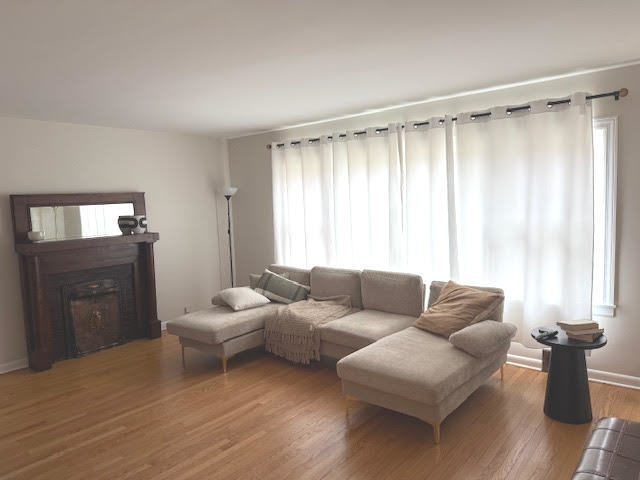 556 N BARTON Avenue 1