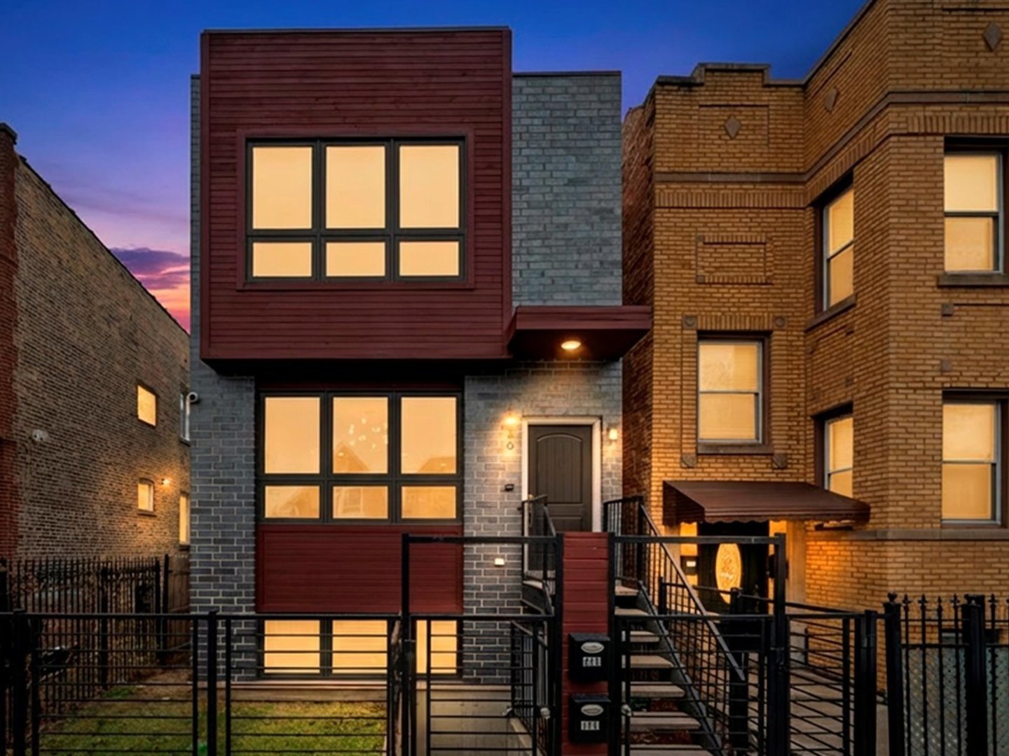 1336 N Hamlin Avenue