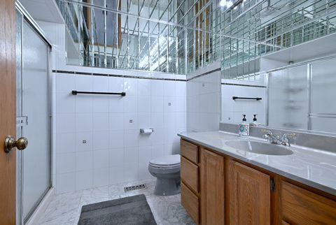 Tiny photo for 632 Berkshire Lane, Des Plaines, IL 60016 (MLS # 12586581)