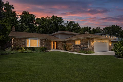 Tiny photo for 387 Woodlane Court, Wood Dale, IL 60191 (MLS # 12668418)