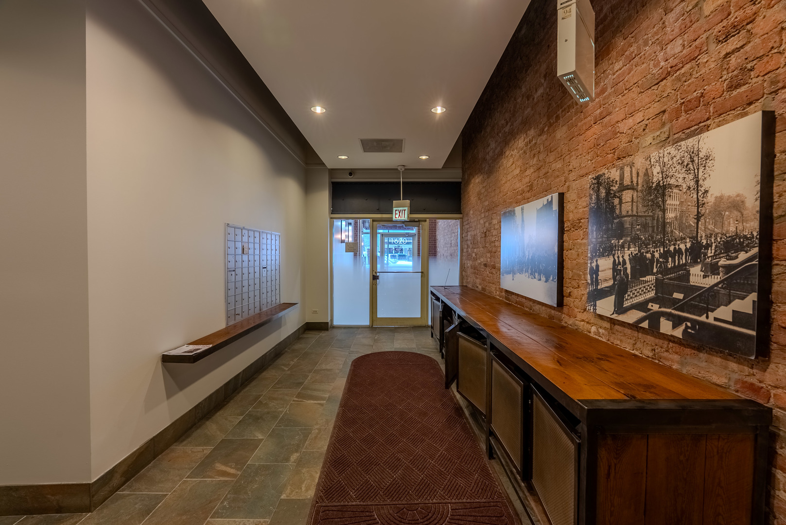 1631 S Michigan Avenue 401