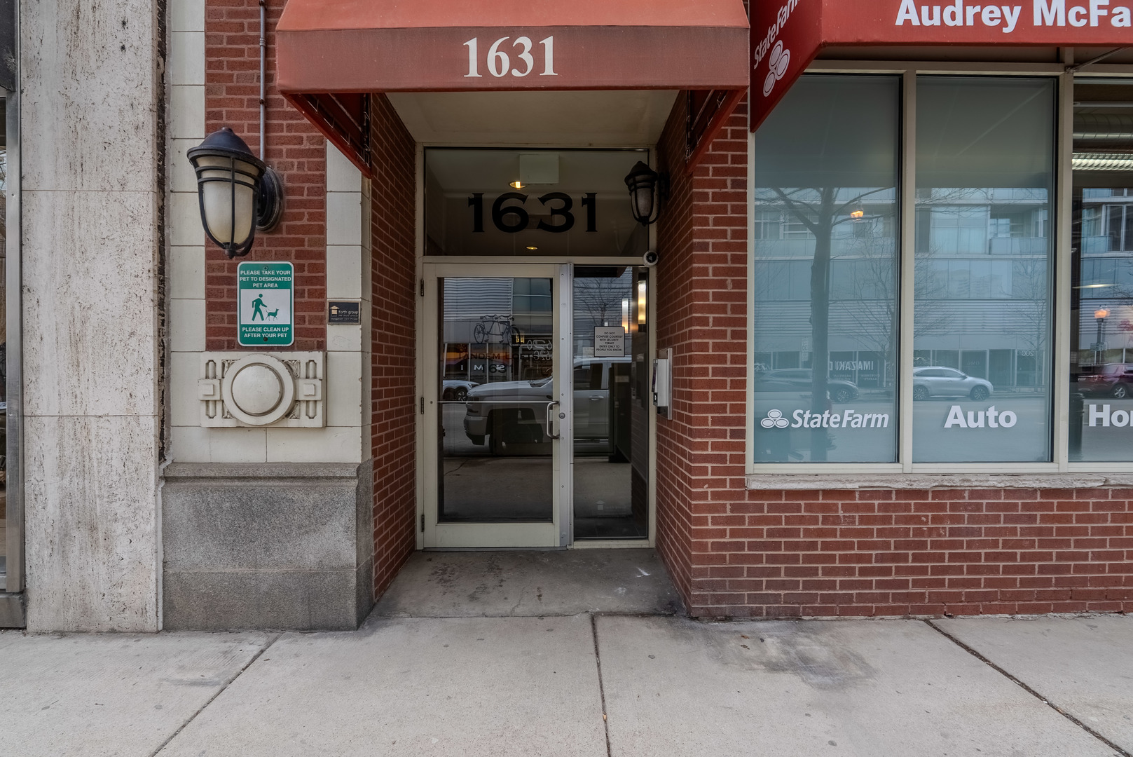 1631 S Michigan Avenue 401