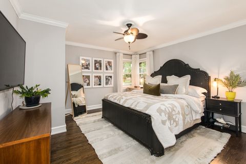 Tiny photo for 240 E Sibley Street, Park Ridge, IL 60068 (MLS # 12482310)