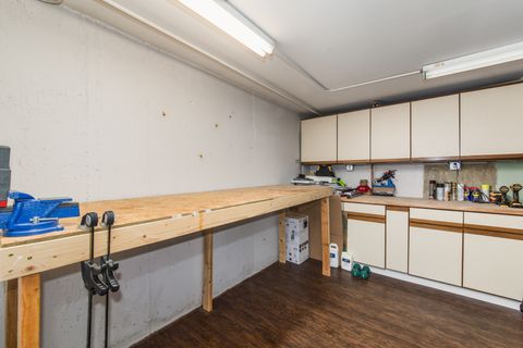 Tiny photo for 240 E Sibley Street, Park Ridge, IL 60068 (MLS # 12482310)