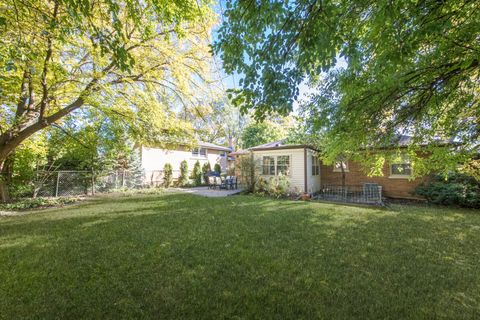 Tiny photo for 240 E Sibley Street, Park Ridge, IL 60068 (MLS # 12482310)