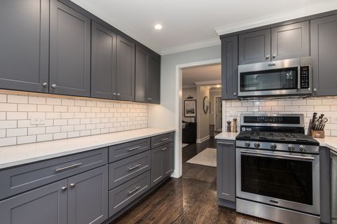 Tiny photo for 240 E Sibley Street, Park Ridge, IL 60068 (MLS # 12482310)