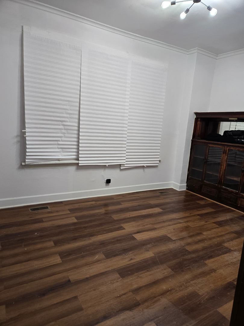 6229 S Bishop Street