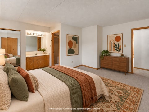 Tiny photo for 5646 W 103rd Street #106, Oak Lawn, IL 60453 (MLS # 12729509)