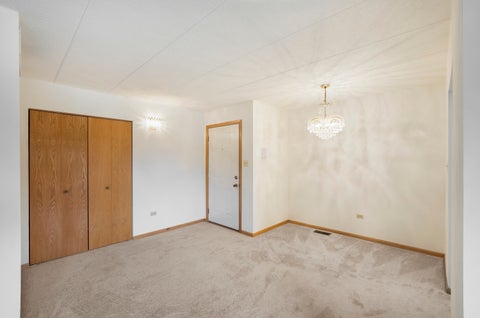 Tiny photo for 5646 W 103rd Street #106, Oak Lawn, IL 60453 (MLS # 12729509)