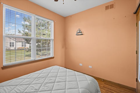 Tiny photo for 21452 Papoose Lake Drive #21452, Crest Hill, IL 60403 (MLS # 12757659)