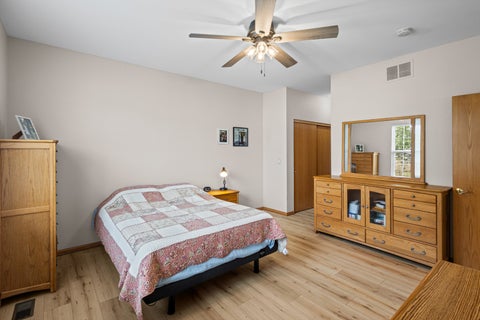 Tiny photo for 21452 Papoose Lake Drive #21452, Crest Hill, IL 60403 (MLS # 12757659)