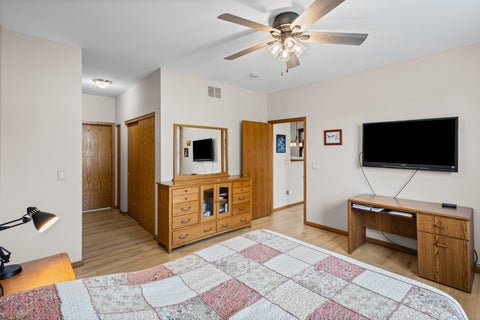 Tiny photo for 21452 Papoose Lake Drive #21452, Crest Hill, IL 60403 (MLS # 12757659)