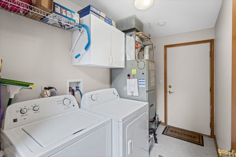 Tiny photo for 21452 Papoose Lake Drive #21452, Crest Hill, IL 60403 (MLS # 12757659)