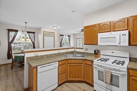 Tiny photo for 21452 Papoose Lake Drive #21452, Crest Hill, IL 60403 (MLS # 12757659)