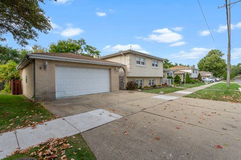 Tiny photo for 4038 Denley Avenue, Schiller Park, IL 60176 (MLS # 12494862)