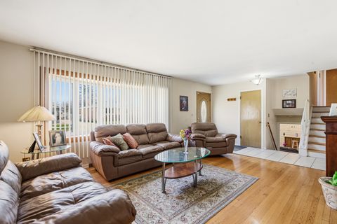 Tiny photo for 4038 Denley Avenue, Schiller Park, IL 60176 (MLS # 12494862)