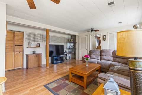 Tiny photo for 4038 Denley Avenue, Schiller Park, IL 60176 (MLS # 12494862)