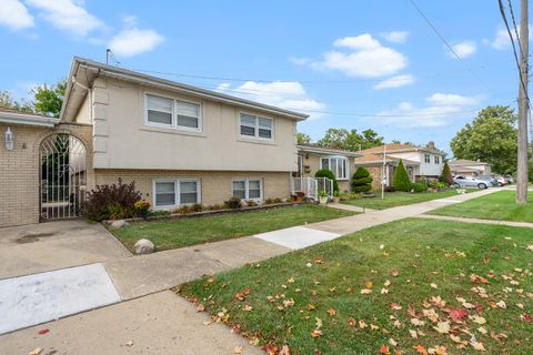 Tiny photo for 4038 Denley Avenue, Schiller Park, IL 60176 (MLS # 12494862)