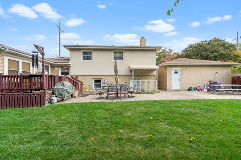 Tiny photo for 4038 Denley Avenue, Schiller Park, IL 60176 (MLS # 12494862)