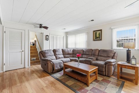 Tiny photo for 4038 Denley Avenue, Schiller Park, IL 60176 (MLS # 12494862)