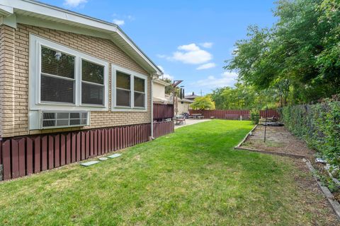Tiny photo for 4038 Denley Avenue, Schiller Park, IL 60176 (MLS # 12494862)