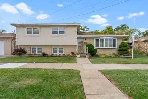 4038 Denley Avenue Schiller Park IL 60176