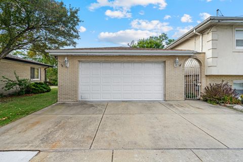 Tiny photo for 4038 Denley Avenue, Schiller Park, IL 60176 (MLS # 12494862)