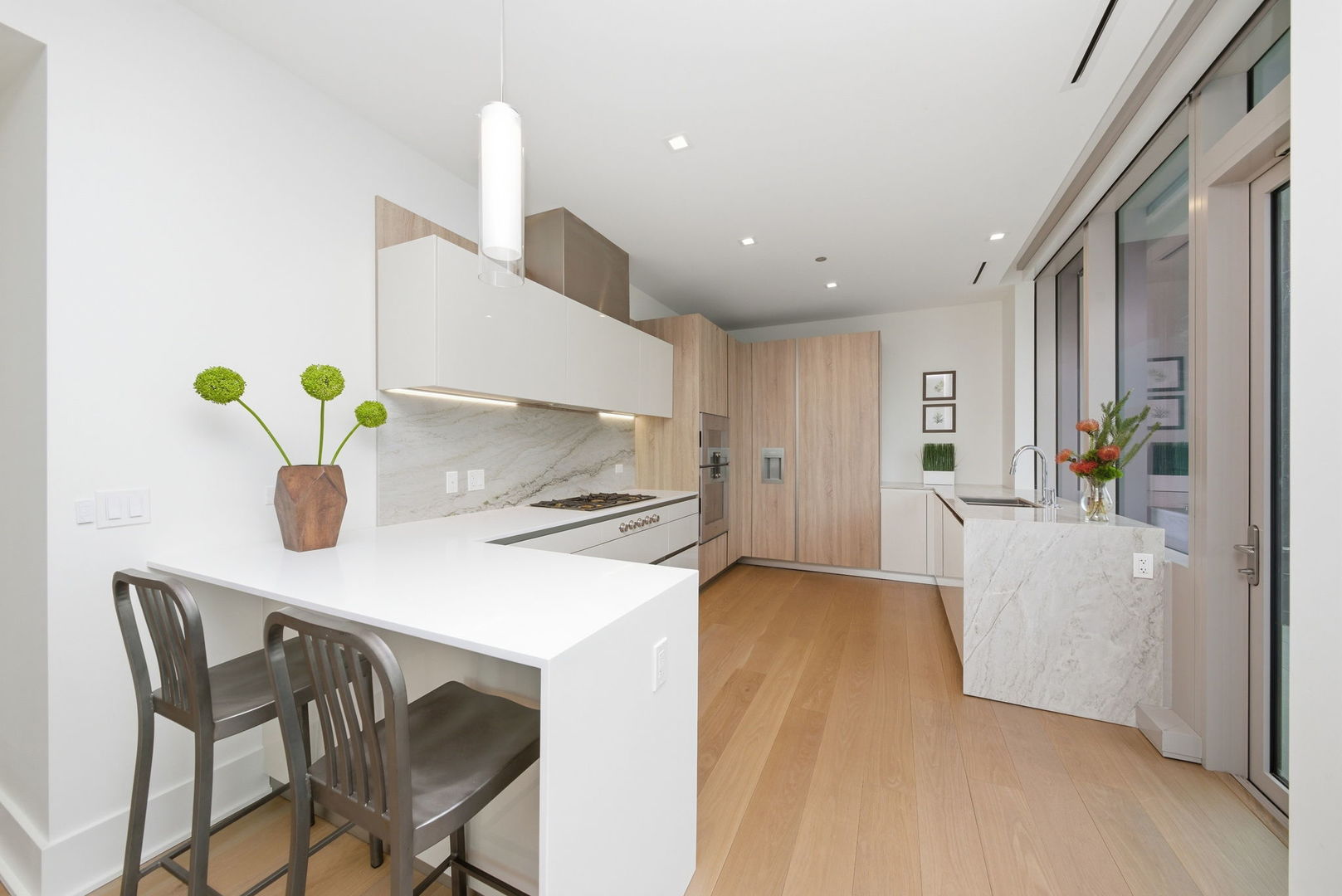 363 E Wacker Drive 2709