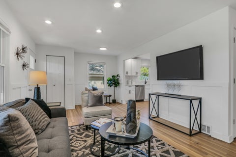 Tiny photo for 133 S Lincoln Avenue, Mundelein, IL 60060 (MLS # 12796247)