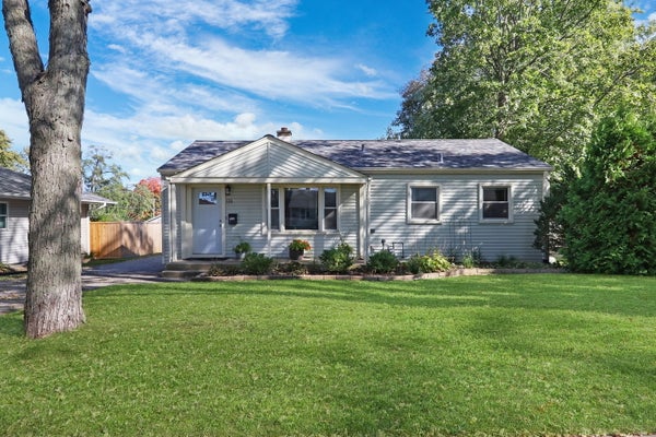 133 S LINCOLN AVE, MUNDELEIN, IL 60060 - Image 7fd05d5dba6fb931ceb060f3f5aee4c0/3759699029