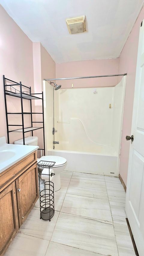 Tiny photo for 1100 S Lincoln Avenue, Dixon, IL 61021 (MLS # 12619367)