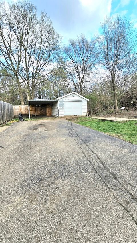 Tiny photo for 1100 S Lincoln Avenue, Dixon, IL 61021 (MLS # 12619367)