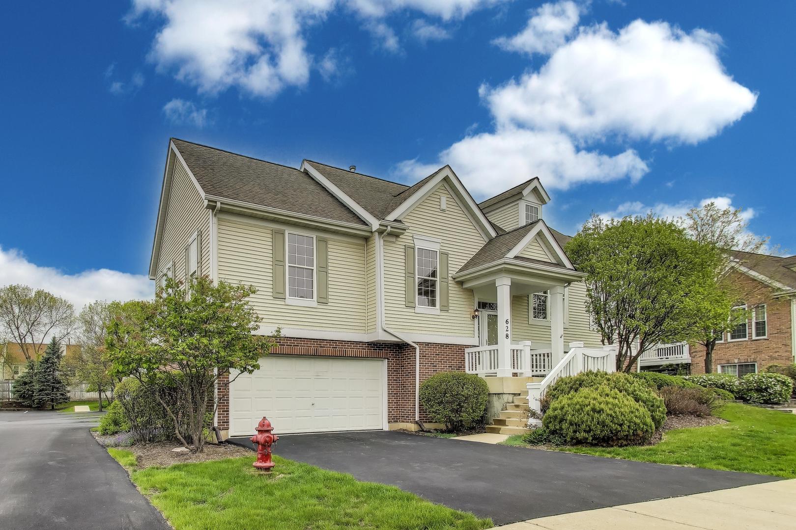 628 N Hidden Prairie Court
