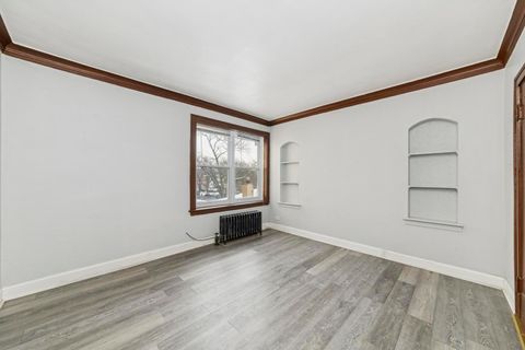 Tiny photo for 6206 N Francisco Avenue #2B, Chicago, IL 60659 (MLS # 12607758)