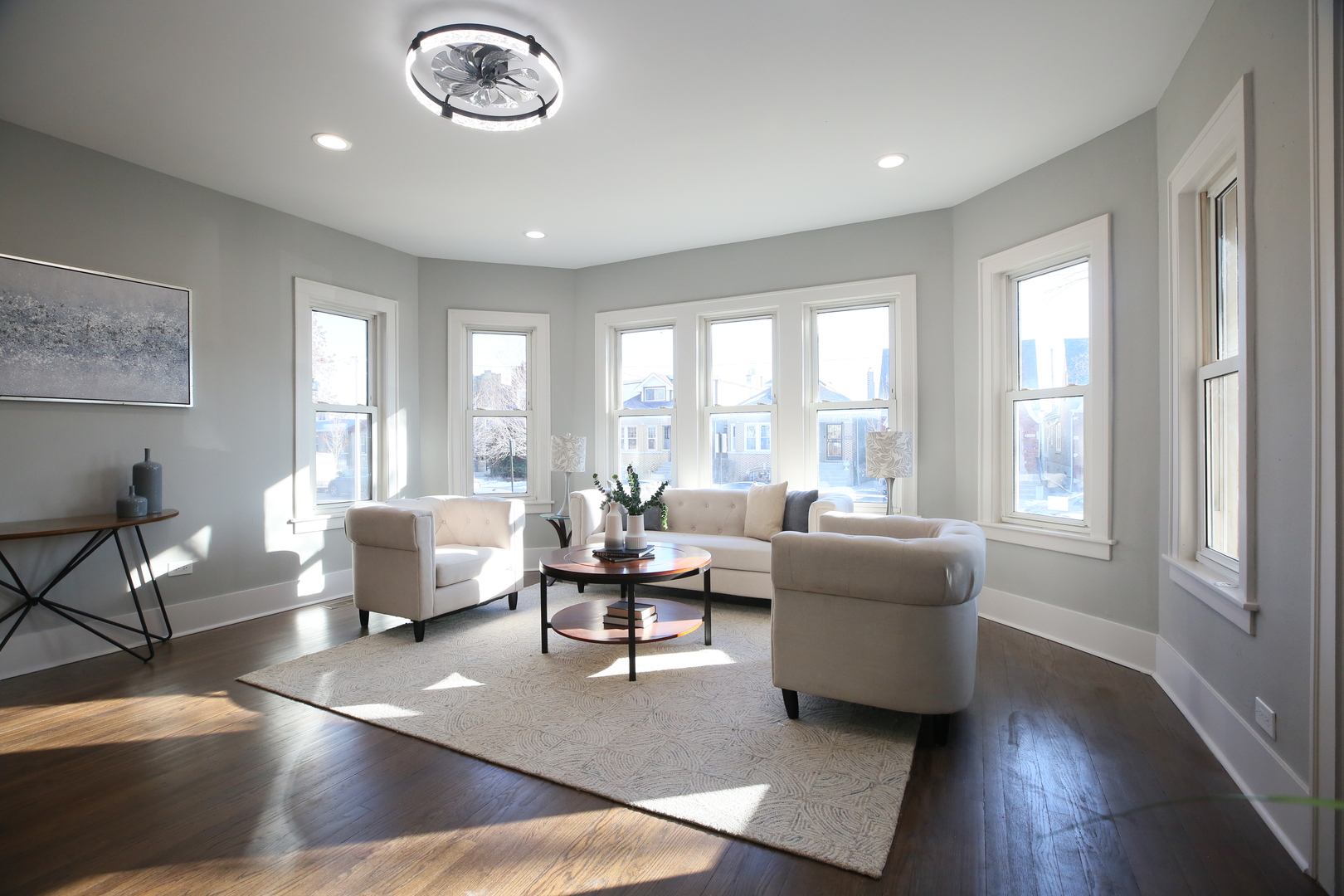 5536 W Melrose Street