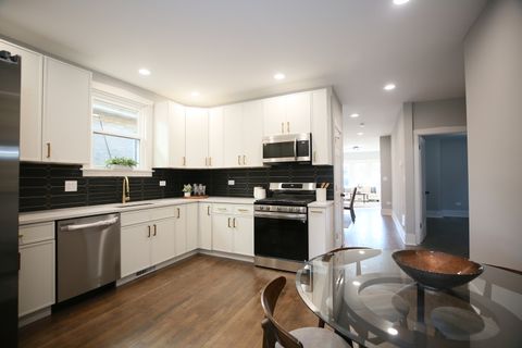Tiny photo for 5536 W Melrose Street, Chicago, IL 60641 (MLS # 12566916)