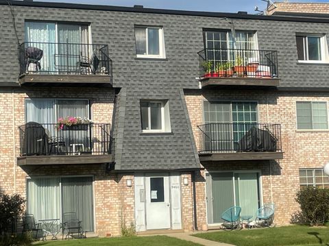 9460 Bay Colony Drive 3N Des Plaines IL 60016