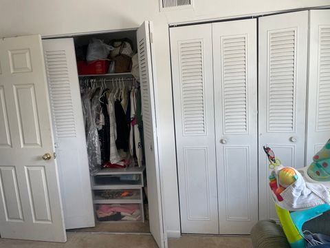 Tiny photo for 9460 Bay Colony Drive #3N, Des Plaines, IL 60016 (MLS # 12466781)