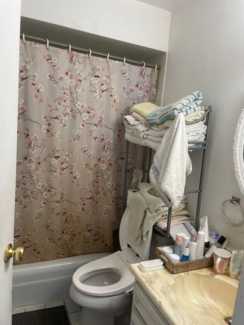 Tiny photo for 9460 Bay Colony Drive #3N, Des Plaines, IL 60016 (MLS # 12466781)