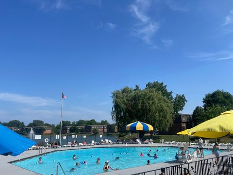 Tiny photo for 9460 Bay Colony Drive #3N, Des Plaines, IL 60016 (MLS # 12466781)