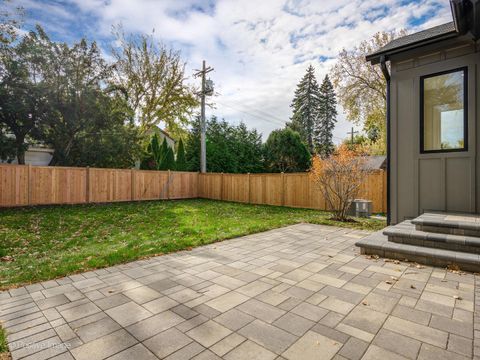 Tiny photo for 1917 Washington Avenue, Wilmette, IL 60091 (MLS # 12633390)
