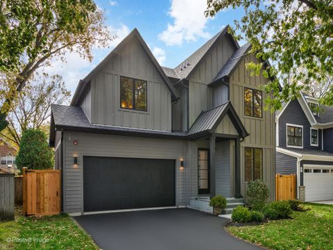 Photo of 1917 Washington Avenue, Wilmette, IL 60091 (MLS # 12633390)