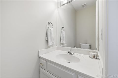 Tiny photo for 2012 WAVERLY Circle, St. Charles, IL 60174 (MLS # 12634355)