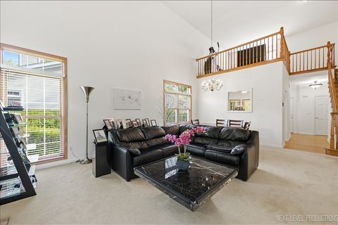 Tiny photo for 2012 WAVERLY Circle, St. Charles, IL 60174 (MLS # 12634355)
