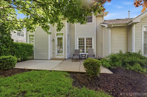 Tiny photo for 2012 WAVERLY Circle, St. Charles, IL 60174 (MLS # 12634355)