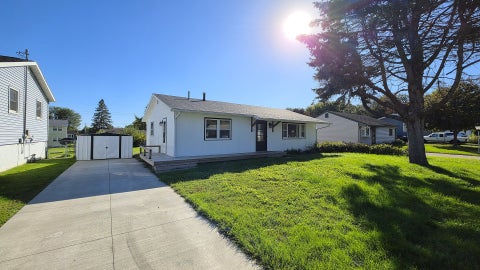 Tiny photo for 1426 Davenport Street, LeClaire, IA 52753 (MLS # 12774114)