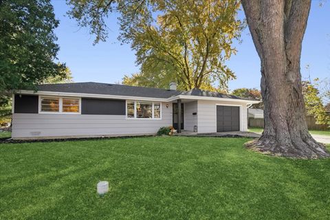 Tiny photo for Grayslake, IL 60030 (MLS # 12499887)