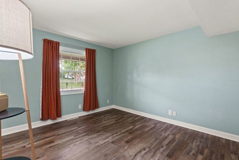 Tiny photo for 406 S 8th Street, Eldridge, IA 52748 (MLS # 12705624)