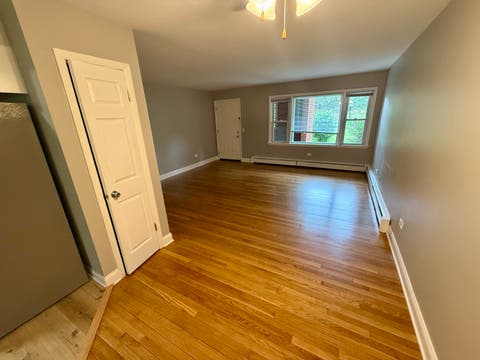 Tiny photo for 101 Dover Drive #5, Des Plaines, IL 60018 (MLS # 12731894)